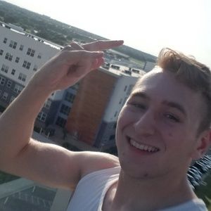 Meet your Posher, Josh